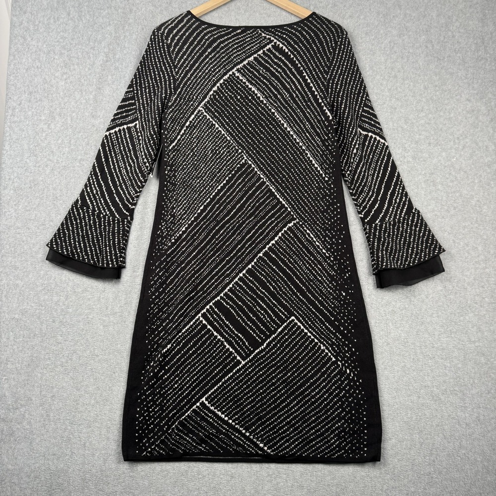 NIC+ZOE Knit Dress Womens Small Black White Geometric Bell Sleeve Shift NEW - Picture 2 of 8